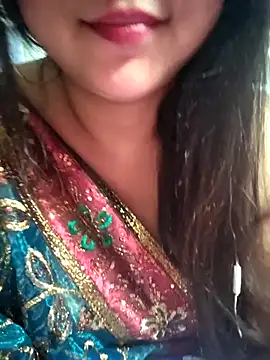 Jeenat  online show from January 7, 9:46 pm