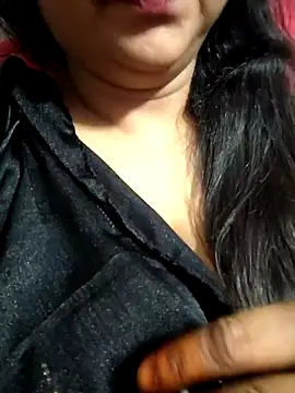 Jeenat  online show from February 4, 10:55 pm