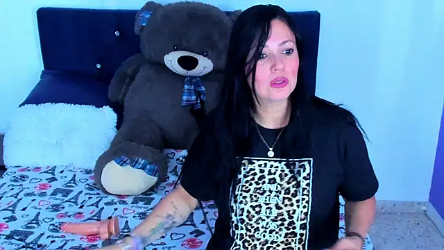 FelinaJohnson online show from January 21, 4:58 pm