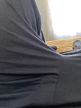 emi ye online show from February 11, 9:56 pm