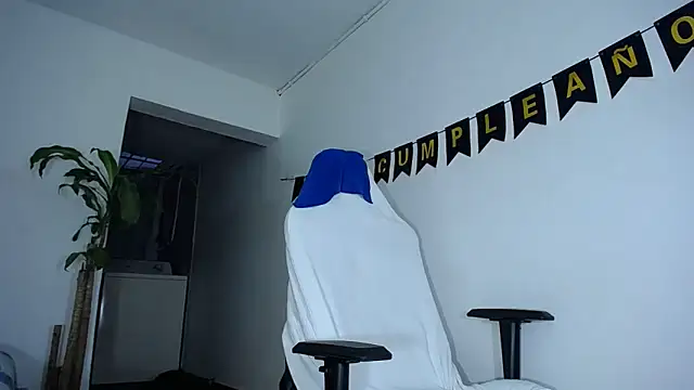 diamond black00 online show from January 5, 10:50 pm