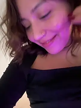 Snapshot of kittyfresita chatting on February 2, 7:20 am kittyfresita online show from February 2, 7:20 am