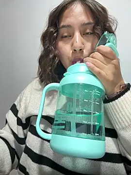 Snapshot of kittyfresita chatting on February 7, 3:55 am kittyfresita online show from February 7, 3:55 am