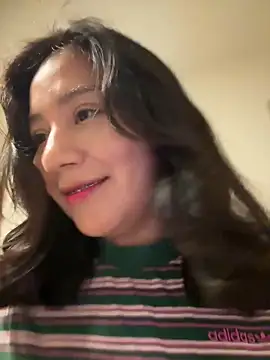 Snapshot of kittyfresita chatting on October 17, 6:49 am kittyfresita online show from October 17, 6:49 am