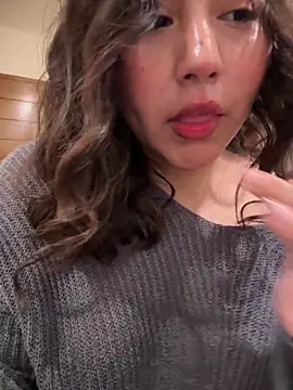 Snapshot of kittyfresita chatting on January 6, 1:53 am kittyfresita online show from January 6, 1:53 am