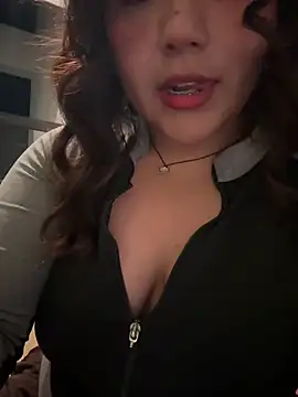 Snapshot of kittyfresita chatting on February 1, 1:37 am kittyfresita online show from February 1, 1:37 am