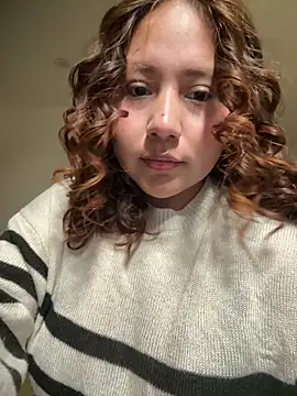 Snapshot of kittyfresita chatting on March 6, 2:30 am kittyfresita online show from March 6, 2:30 am