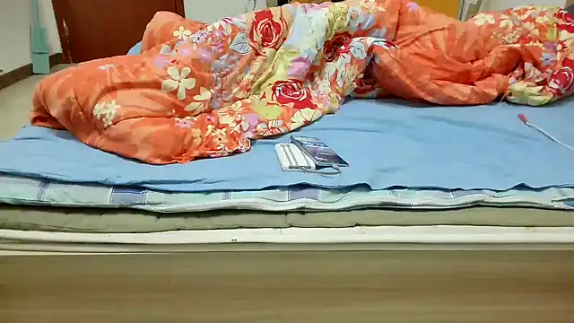 huzi518 online show from October 21, 12:06 pm