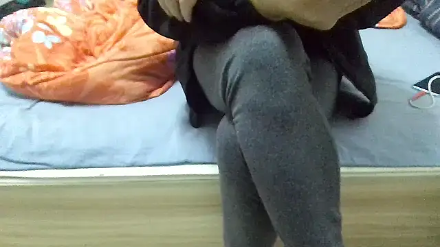 huzi518 online show from January 19, 12:14 am