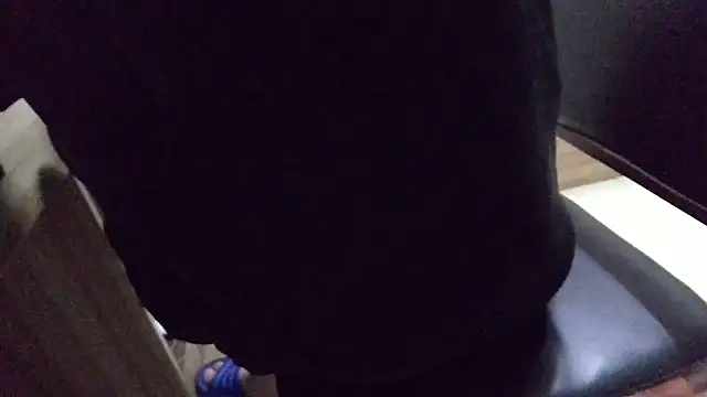 huzi518 online show from March 20, 2:33 pm