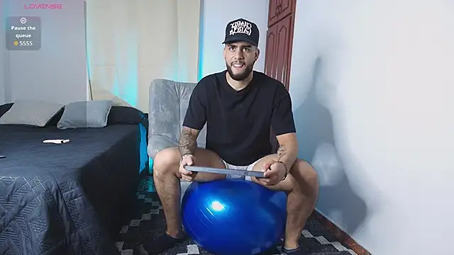 Colt Perci online show from November 19, 11:27 pm