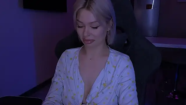 Sasha Mason online show from November 5, 2:11 am