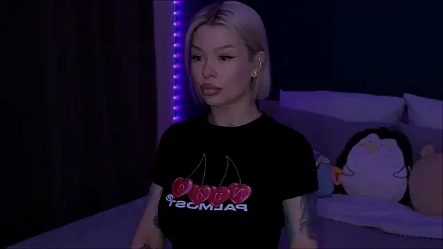 Sasha Mason online show from May 2, 10:48 pm