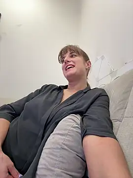 jennifer11772 online show from March 28, 8:08 pm