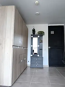 Snapshot of Kiitygirl chatting on December 13, 9:20 pm Kiitygirl online show from December 13, 9:20 pm