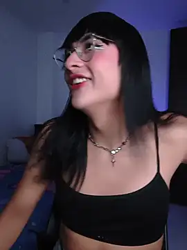 Snapshot of Kiitygirl chatting on June 19, 12:15 am Kiitygirl online show from June 19, 12:15 am