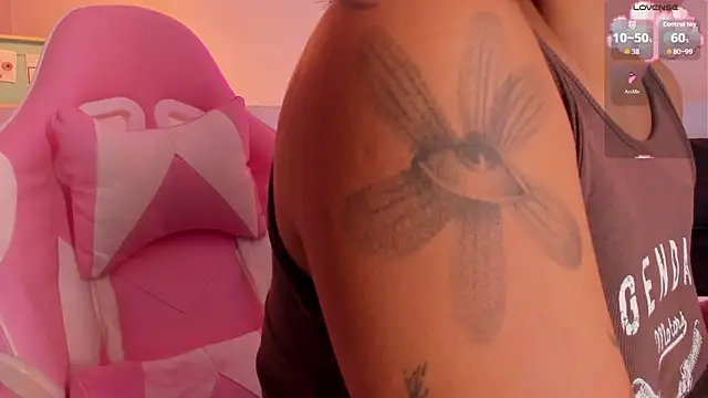 Snapshot of soy_jess03 chatting on September 22, 12:07 pm soy jess03 online show from September 22, 12:07 pm