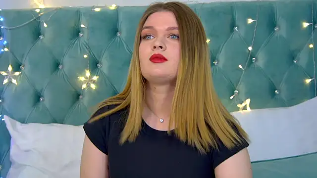 CrystalLyons online show from December 15, 9:13 am