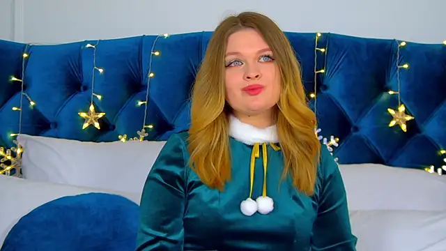 CrystalLyons online show from December 25, 1:19 pm