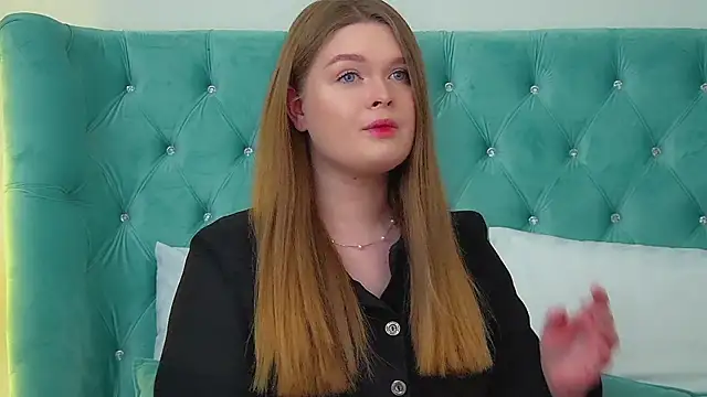 CrystalLyons online show from May 23, 7:35 am