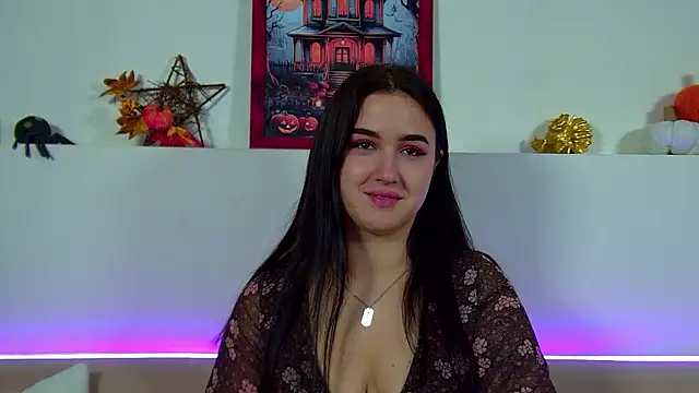 Snapshot of ChristinaMilton chatting on October 27, 6:34 pm ChristinaMilton online show from October 27, 6:34 pm