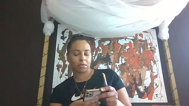 Snapshot of bigbootyjayda chatting on April 8, 2:06 pm bigbootyjayda online show from April 8, 2:06 pm