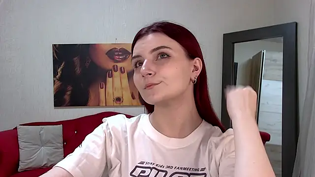 Snapshot of KellyStone chatting on November 8, 5:07 am KellyStone online show from November 8, 5:07 am