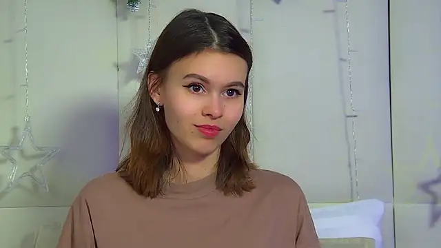 PollyLanders online show from December 14, 6:23 pm