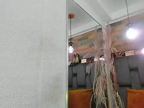 JESSYCORTES online show from January 7, 4:20 pm