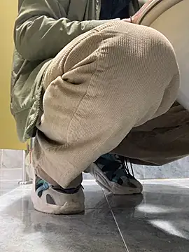 Lucascacaca online show from December 28, 1:17 pm