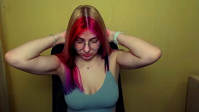 Snapshot of Luna_Lush_ chatting on February 15, 12:11 pm Luna Lush online show from February 15, 12:11 pm
