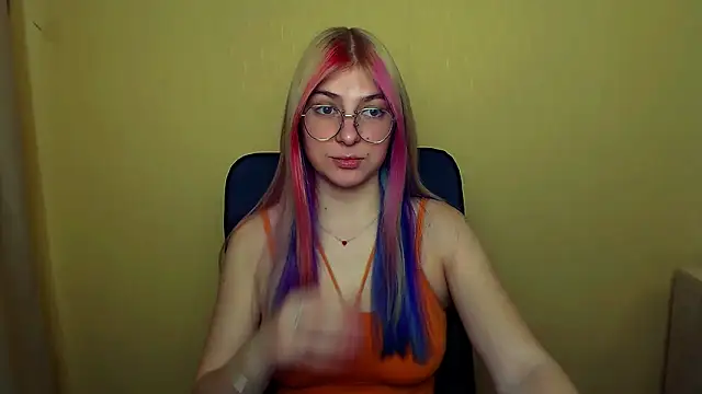 Snapshot of Luna_Lush_ chatting on March 19, 11:50 am Luna Lush online show from March 19, 11:50 am