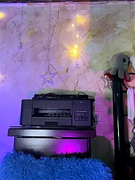 SophiaWeestt99 online show from October 31, 2:45 am