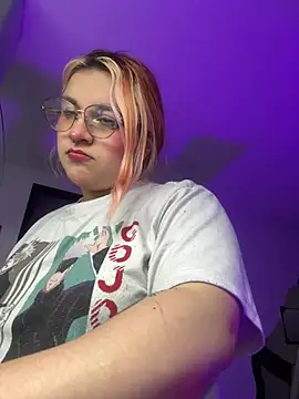 SophiaWeestt99 online show from June 30, 3:29 am