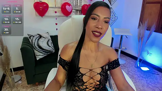 Snapshot of Shantaall_ chatting on February 13, 8:13 pm Shantaall online show from February 13, 8:13 pm