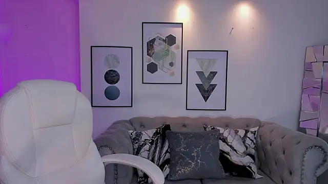 Snapshot of Shantaall_ chatting on February 25, 7:36 pm Shantaall online show from February 25, 7:36 pm