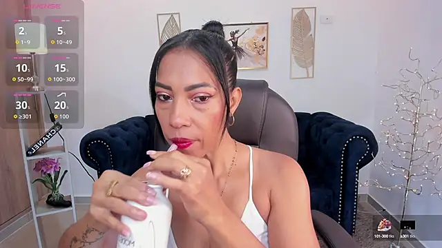 Snapshot of Shantaall_ chatting on October 15, 3:12 pm Shantaall online show from October 15, 3:12 pm