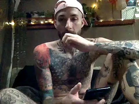 Tuhands online show from February 14, 2:12 pm