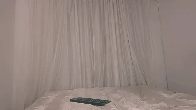 Snapshot of Miiafoxxx chatting on March 5, 10:39 pm Miiafoxxx online show from March 5, 10:39 pm