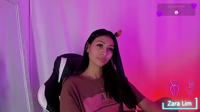 ZaraLim online show from October 6, 2:03 pm