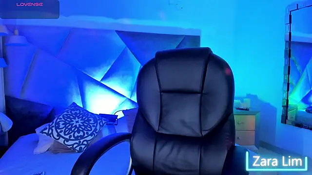 ZaraLim online show from January 9, 6:21 pm