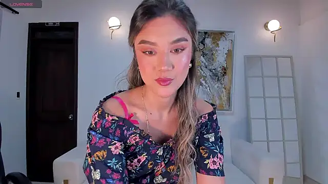 Snapshot of RebeccaHudson chatting on January 23, 3:16 am RebeccaHudson online show from January 23, 3:16 am