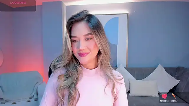 Snapshot of RebeccaHudson chatting on February 25, 3:20 am RebeccaHudson online show from February 25, 3:20 am