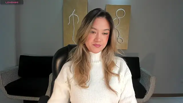 Snapshot of RebeccaHudson chatting on October 23, 10:58 am RebeccaHudson online show from October 23, 10:58 am