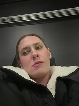 Snapshot of M1ssyk1ssy chatting on January 14, 9:51 pm M1ssyk1ssy online show from January 14, 9:51 pm