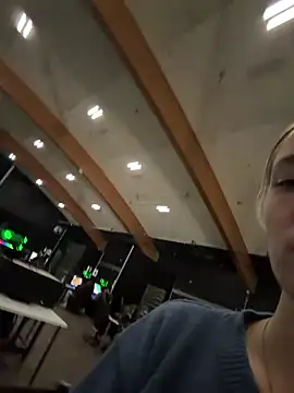 M1ssyk1ssy online show from April 4, 6:38 pm