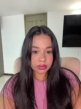 Snapshot of Aitana98_ chatting on April 13, 1:33 am Aitana98 online show from April 13, 1:33 am