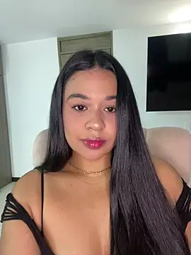 Snapshot of Aitana98_ chatting on April 17, 1:30 am Aitana98 online show from April 17, 1:30 am