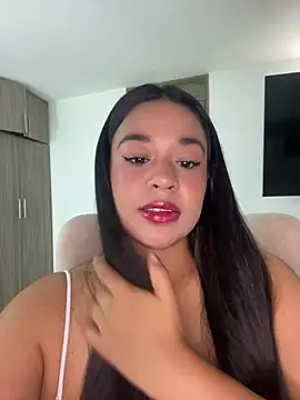 Snapshot of Aitana98_ chatting on May 9, 1:11 am Aitana98 online show from May 9, 1:11 am