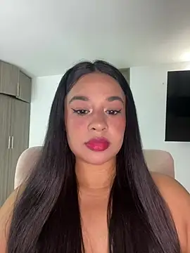 Snapshot of Aitana98_ chatting on May 26, 1:23 am Aitana98 online show from May 26, 1:23 am